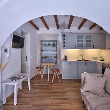Retreat - The Arch *